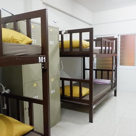 Ranong Backpacker'S Hostel (Adults Only) Exteriör bild