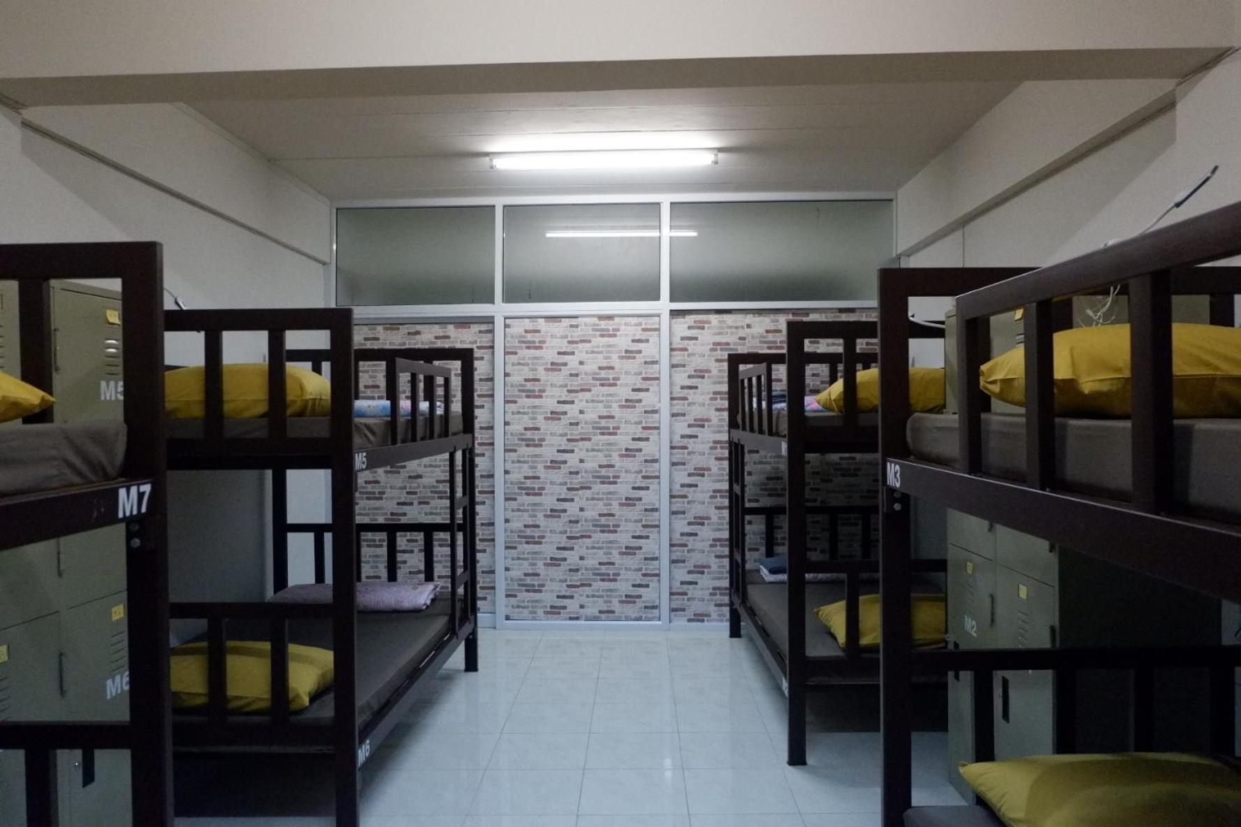 Ranong Backpacker'S Hostel (Adults Only) Exteriör bild