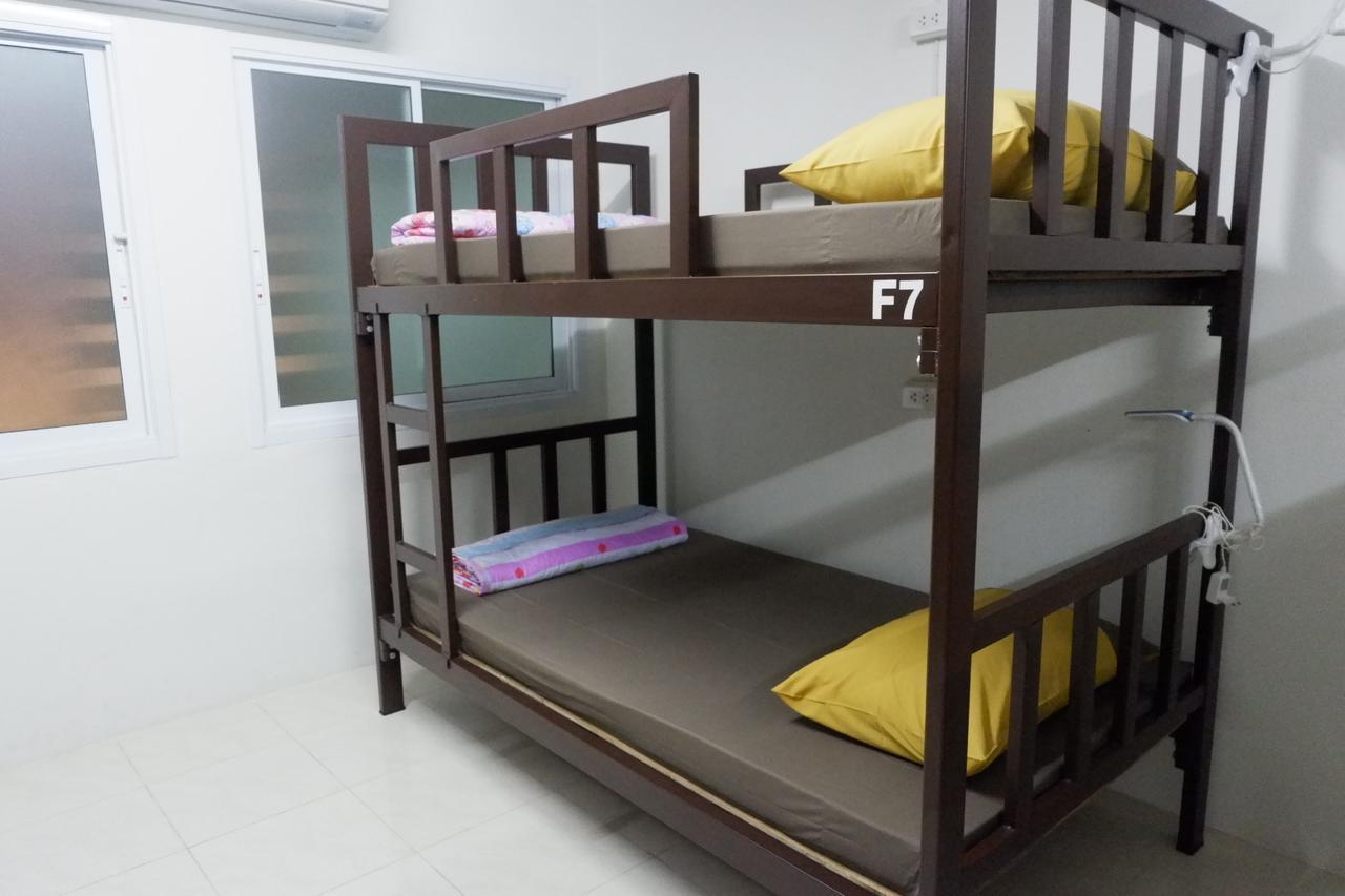 Ranong Backpacker'S Hostel (Adults Only) Exteriör bild